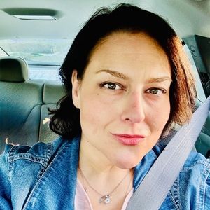 Meet your Posher, Gloria